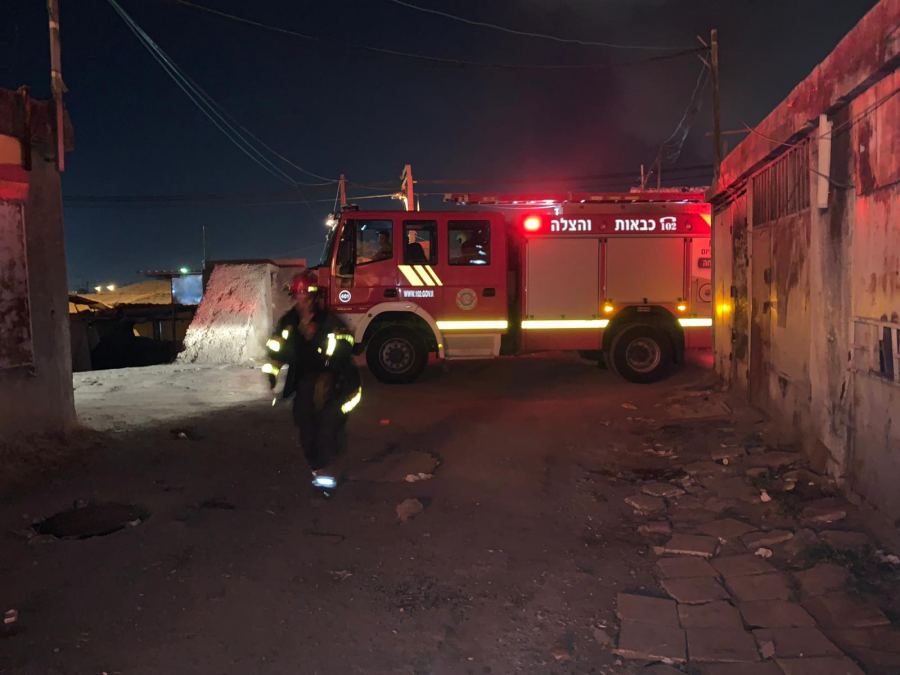 حريق بالرملة ودهس شرطة في حيفا واعتقال شبان من وادي عارة